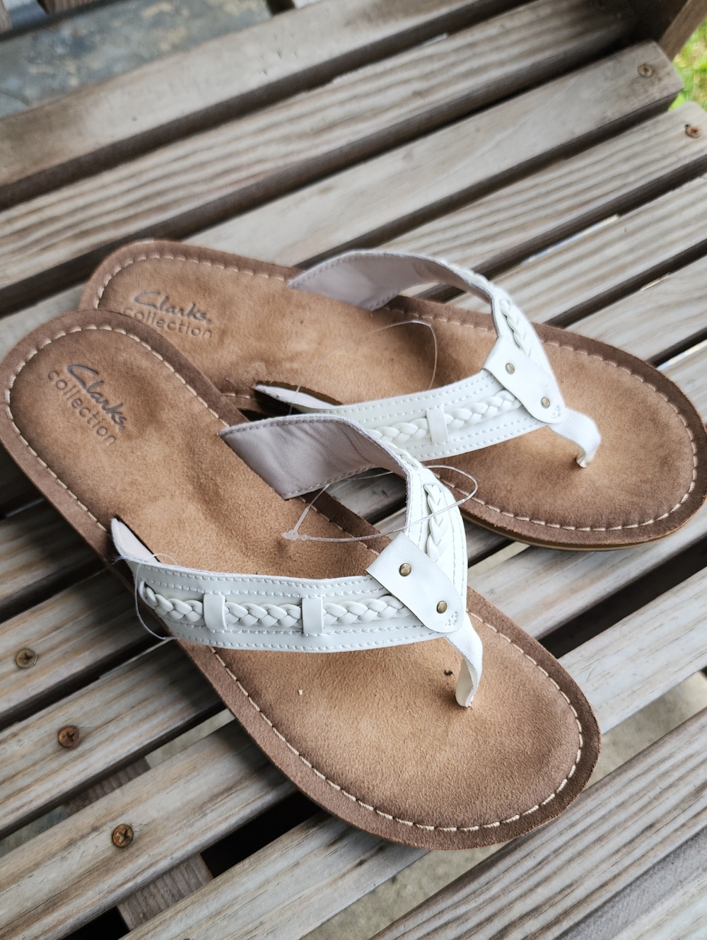 Clarks Collection Ladies Fenner Nerice Flip Flop Sandals - Picture 3 of 4
